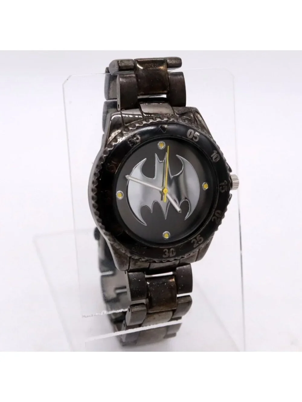 Batman Bat Signal Men's Watch Gunmetal Black Bezel Bracelet BAT8009 Accutime